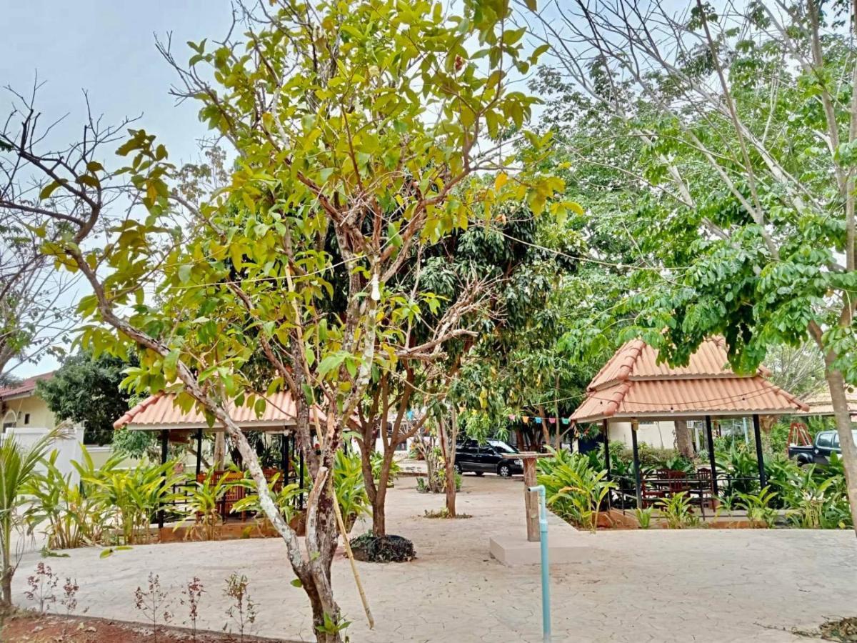 Erawan Guesthouse Pakxe Eksteriør billede
